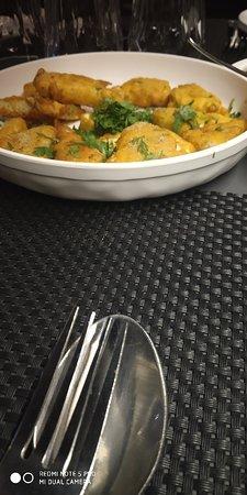 Modern Kitchen and Bar